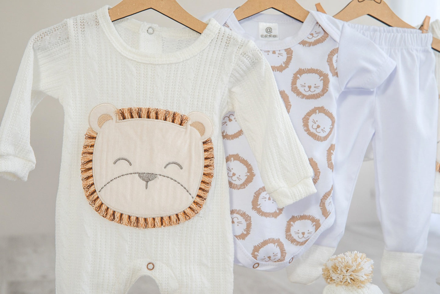 Set de Ajuar de Leon