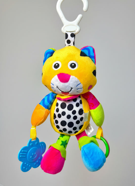 Juguete Colgante para Carriola Leopardo Sensorial con Mordedor y Sonajero