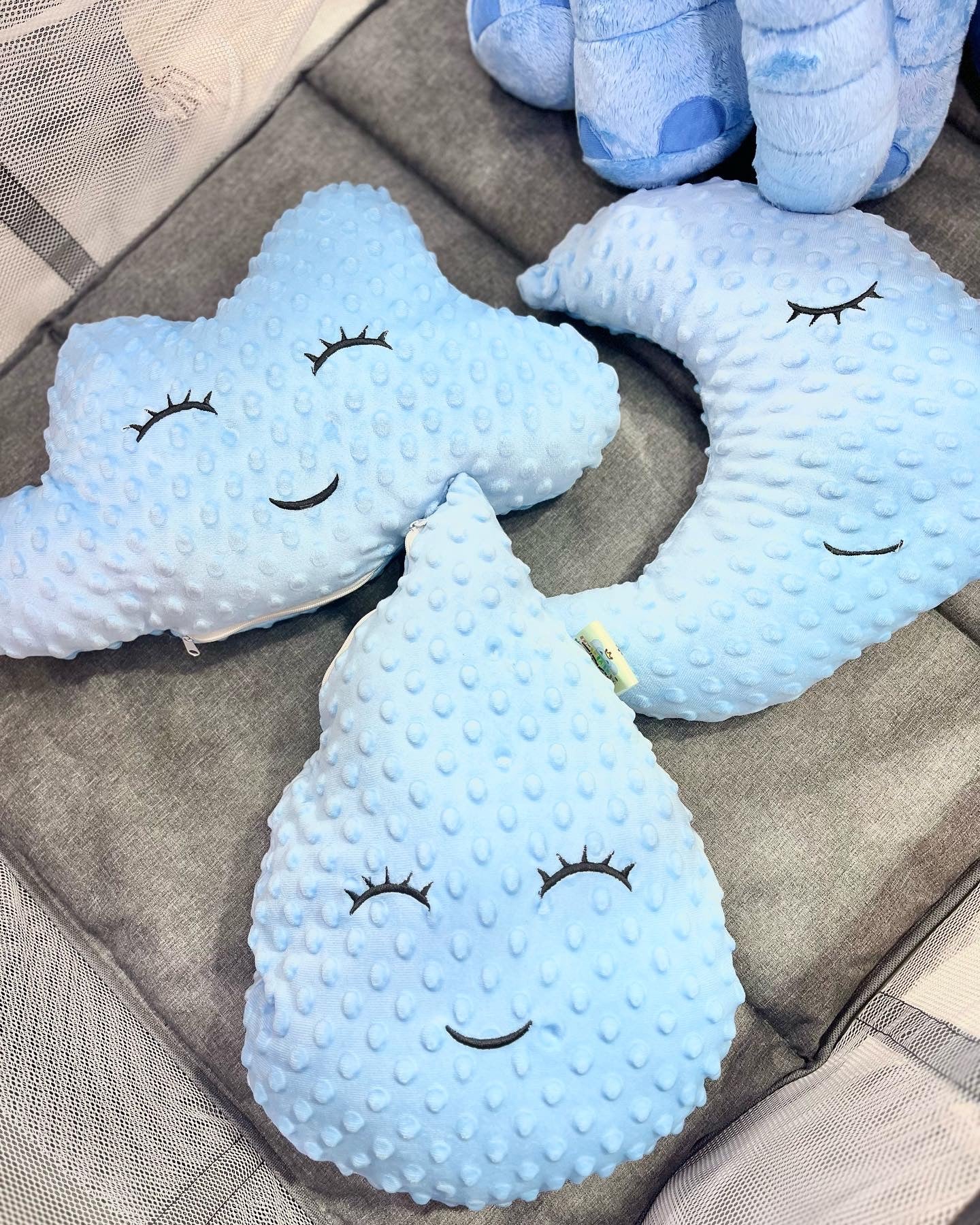 Set de almohadas con caritas